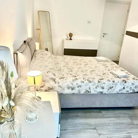 Giuseppe&carolina Citylife Lux Fiera * Milano